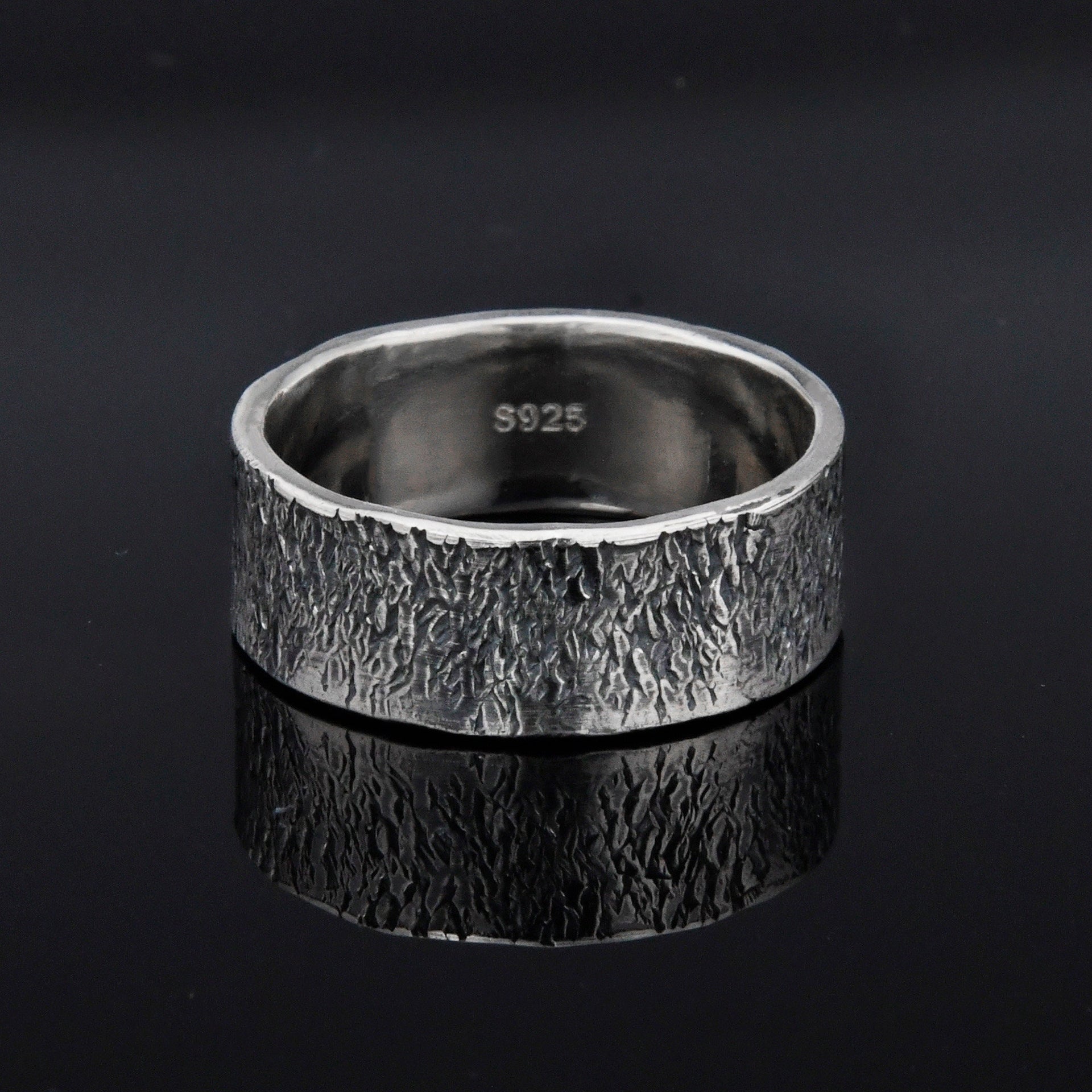 Hand forged Celtic silver ring handmade by YophieMade