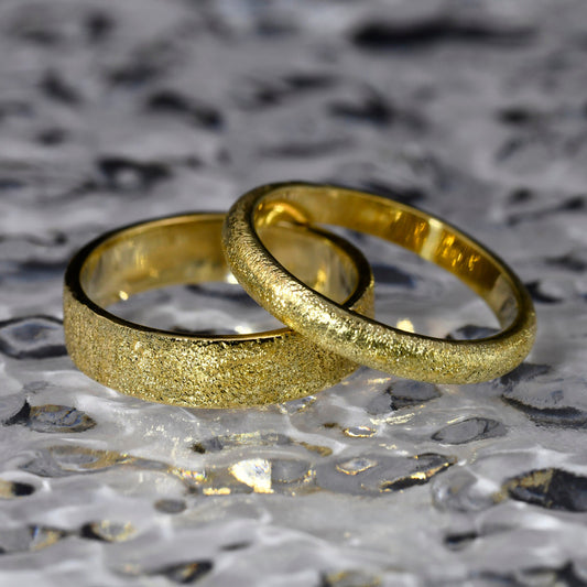 14k Gold Gypsophila Shining Rustic Textured Ring Set