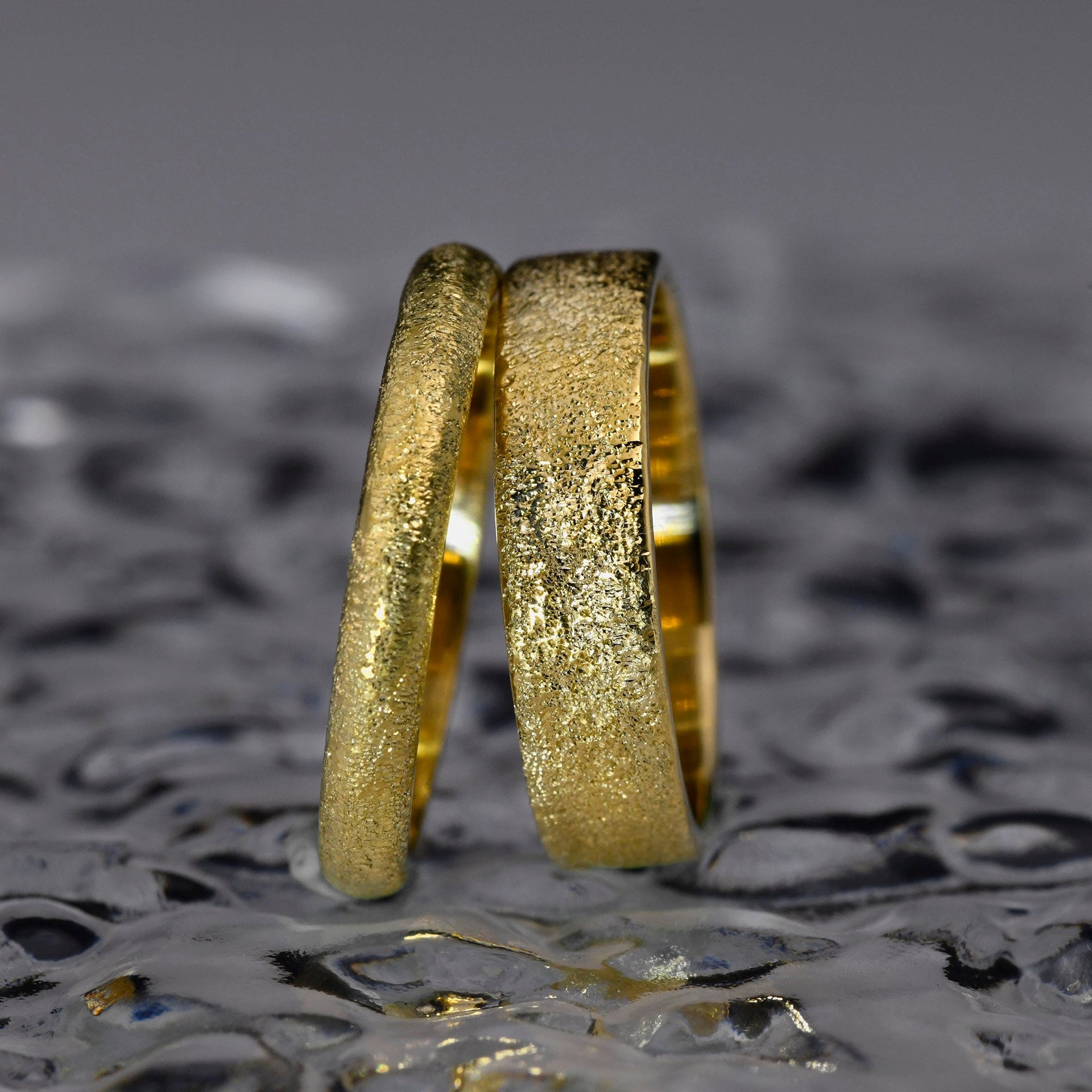 14k Gold Gypsophila Shining Rustic Textured Ring Set