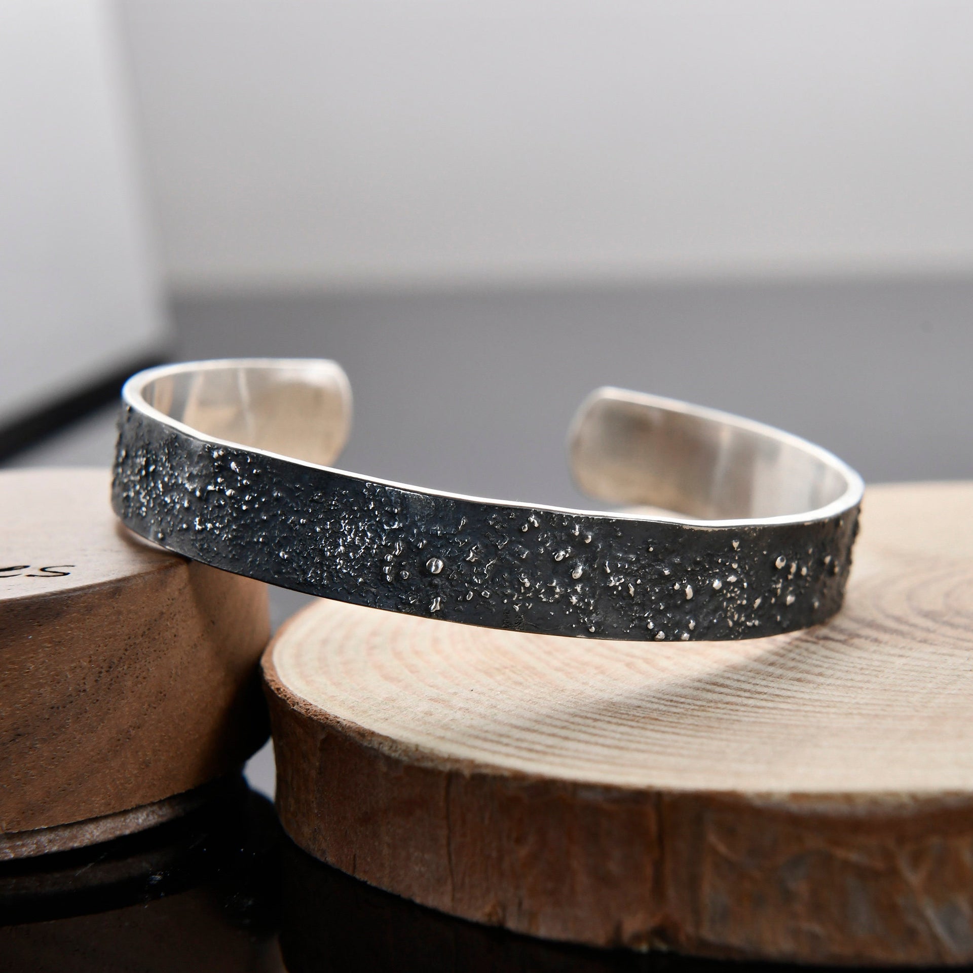 Silver Fusing Lava Galaxy Cuff Bracelet 10MM Adjustable Gunmetal Grey Rustic Fusing Celestial Band Engraved Galaxy and Star Design